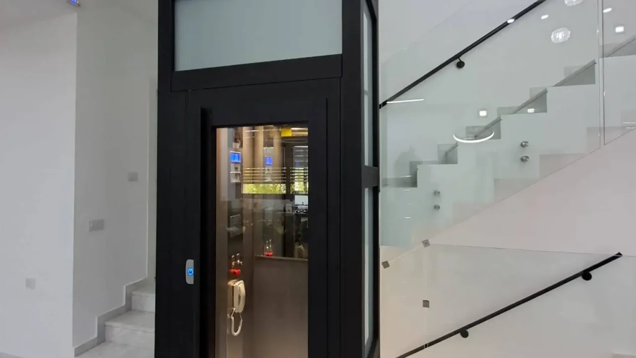 התקנת מעלית בבית פרטי בכפר יונה